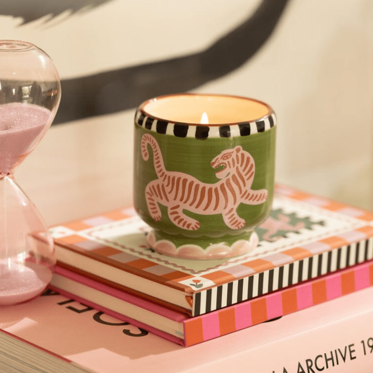 Candle - Adopo Handpainted Tiger Black Cedar & Fig 8oz - Gizmo Gifts