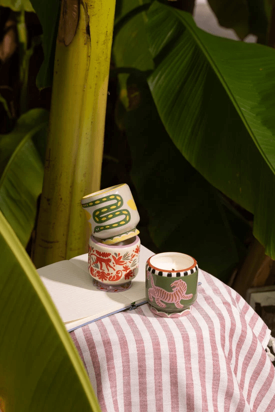 Candle - Adopo Handpainted - Wild Lemongrass 8oz - Gizmo Gifts