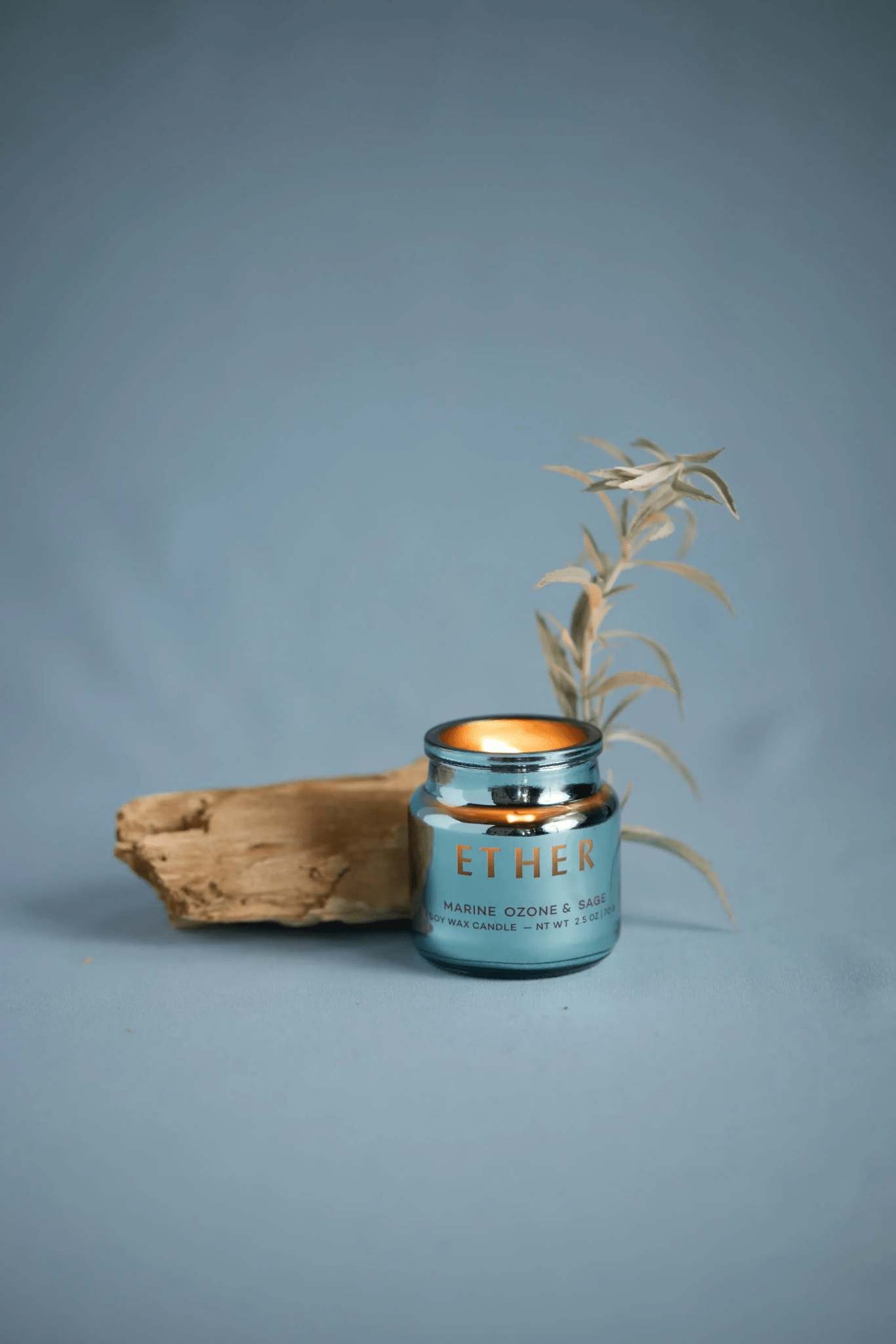 Candle - Paddywax Ether light blue Metallic 71g - Sea Salt & Sage - Gizmo Gifts