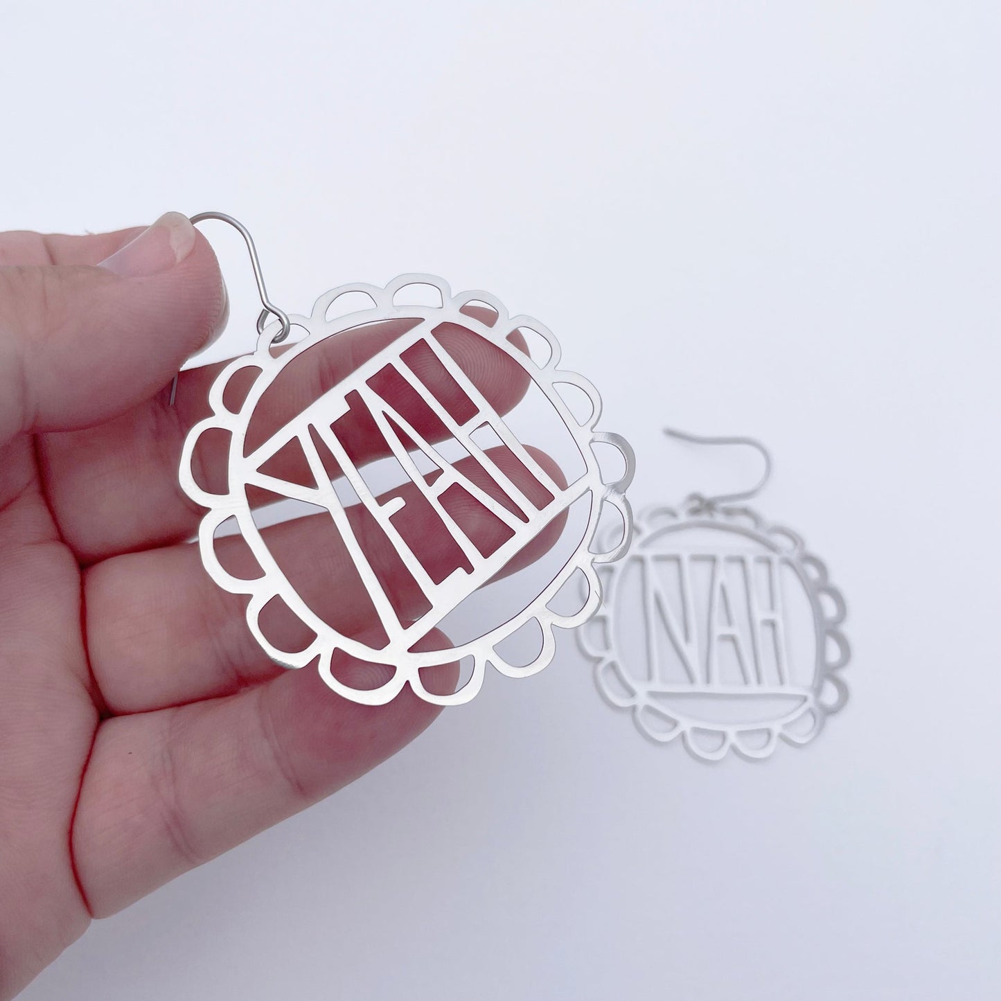 Denz Mini Yeah/Nah earrings - Gizmo Gifts