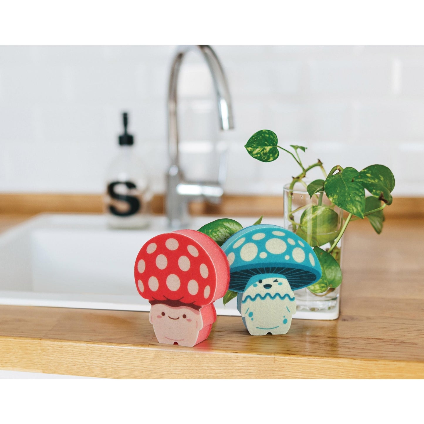 Fun Guys Sponges (Set of 2) by Fred - Gizmo Gifts