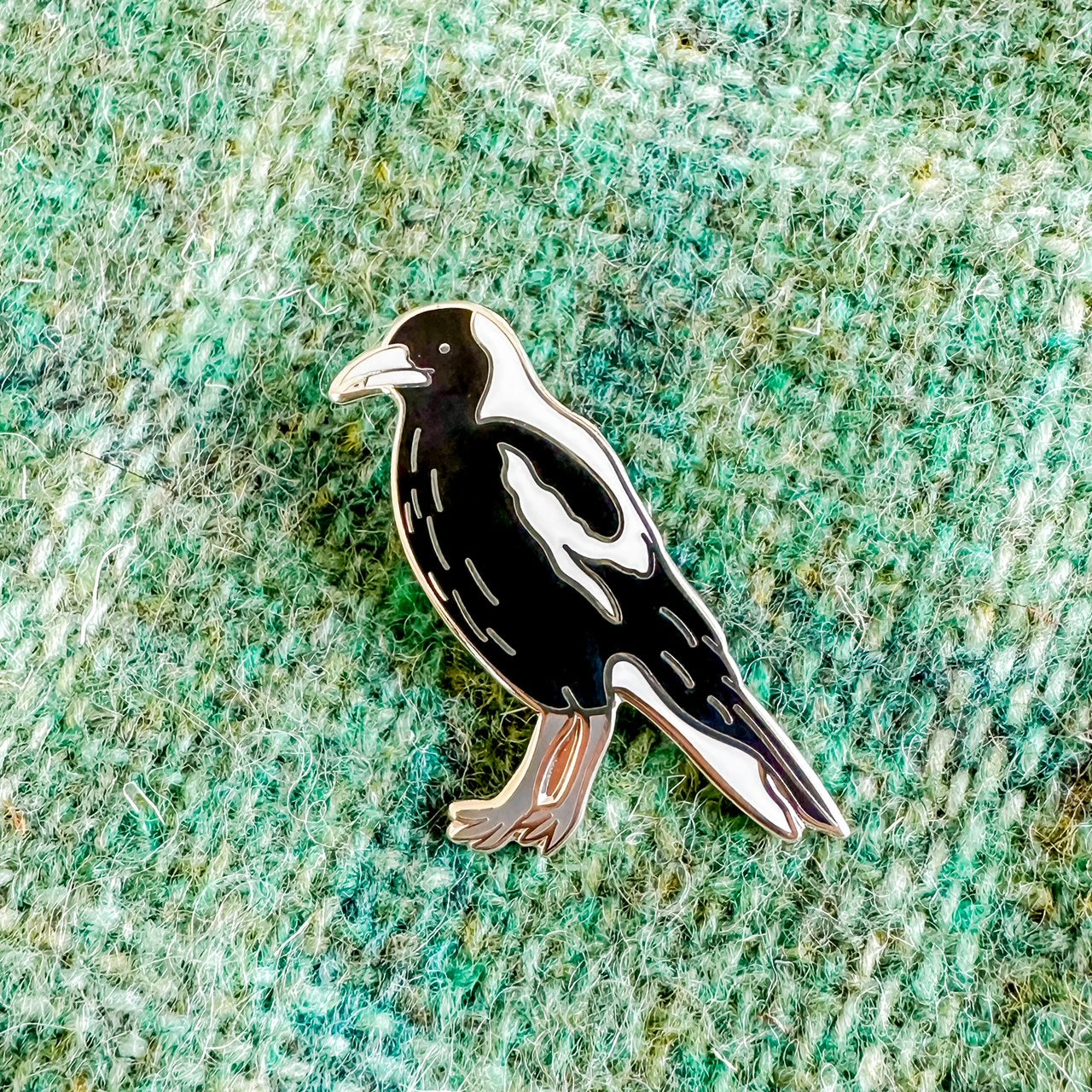 Enamel pin- Australian Magpie