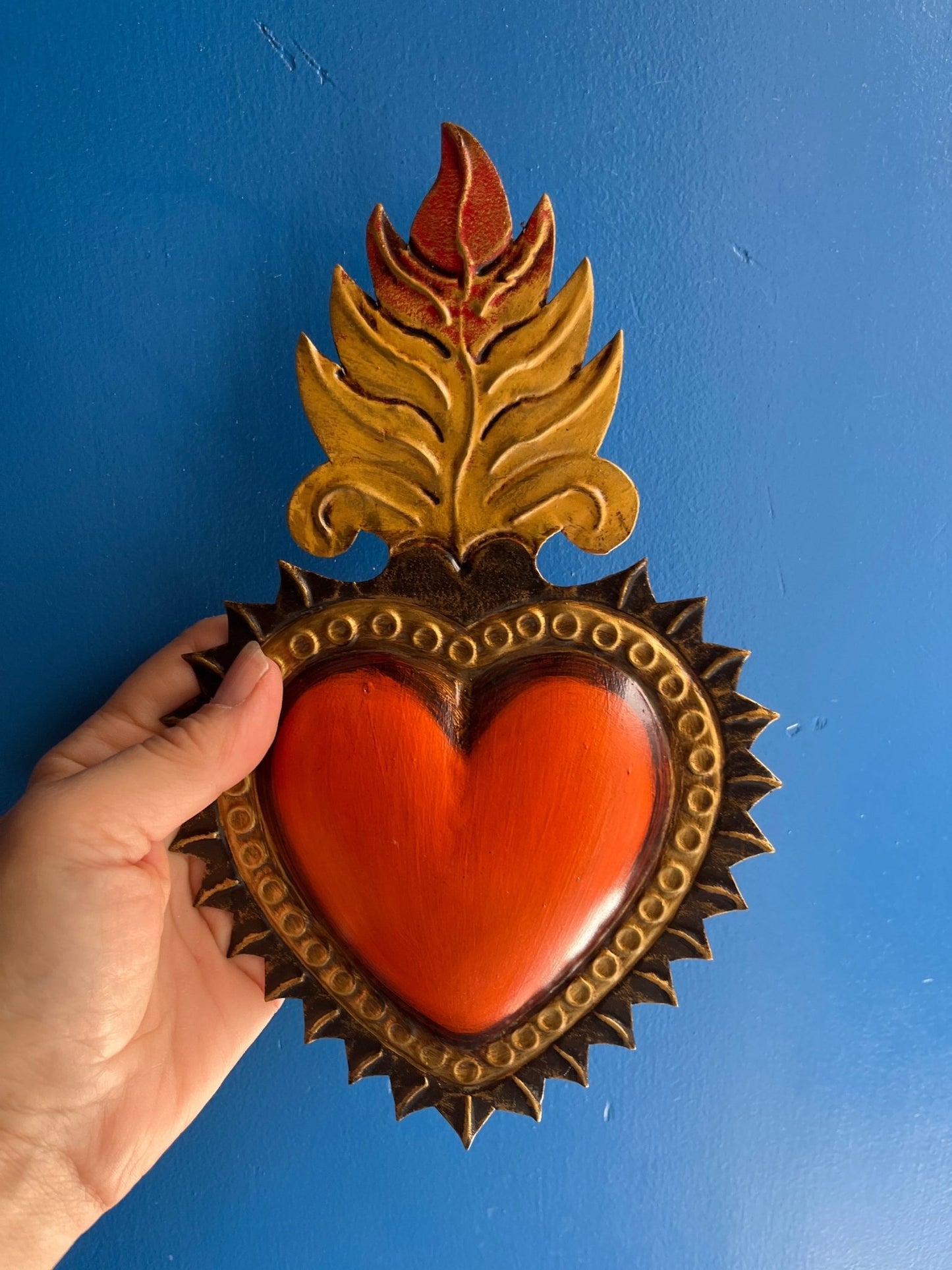 Mexican wall decoration - Orange burst heart with gold flame - Gizmo Gifts