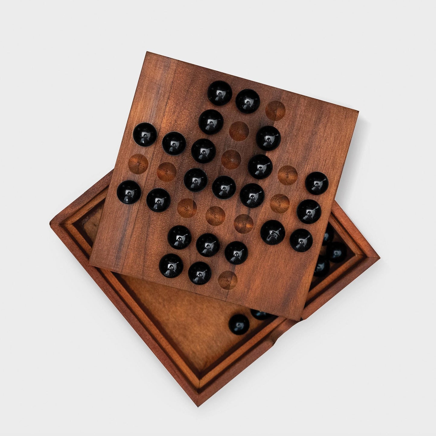 Solitaire game - Iron & Glory - Gizmo Gifts