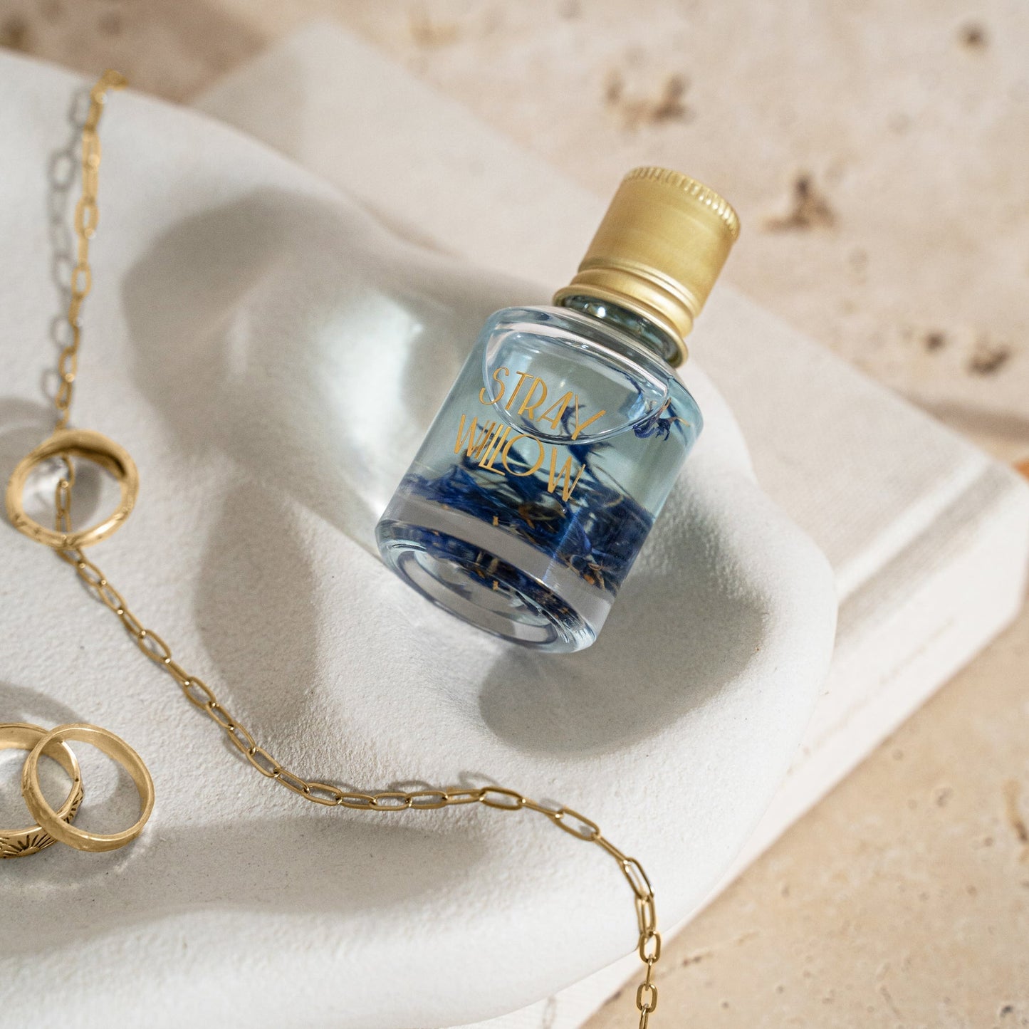 Stray Willow Essential oil perfume roller - Idle Falls (15ml) - Gizmo Gifts