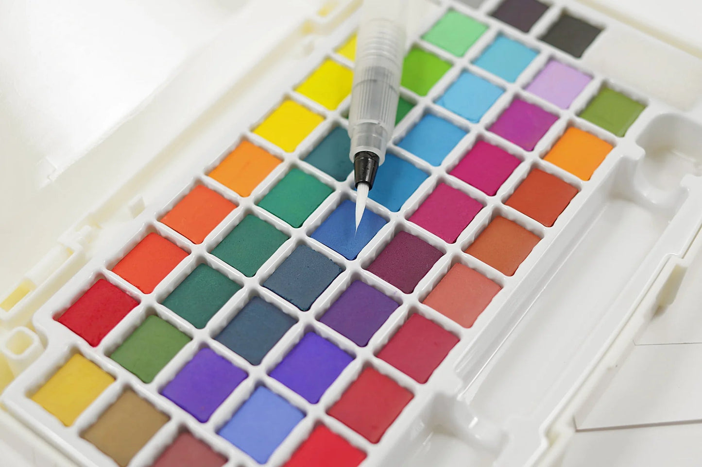 Watercolour field kit - Gizmo Gifts