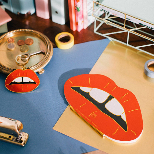 DOIY Oversized notebook - Red lips - Gizmo Gifts
