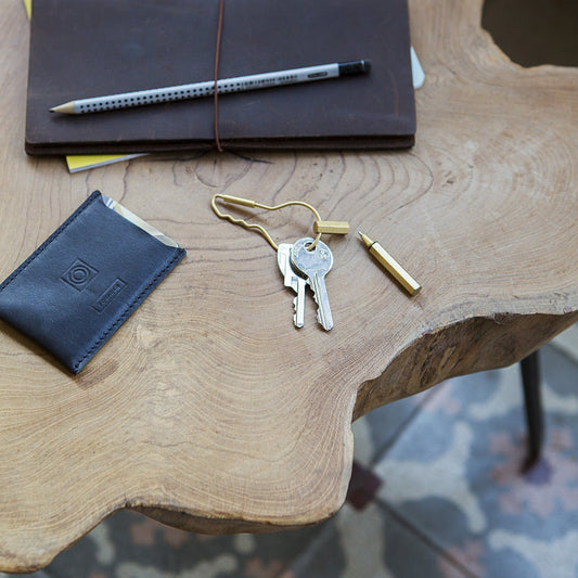 KEYRING pen gold by DOIY - Gizmo Gifts