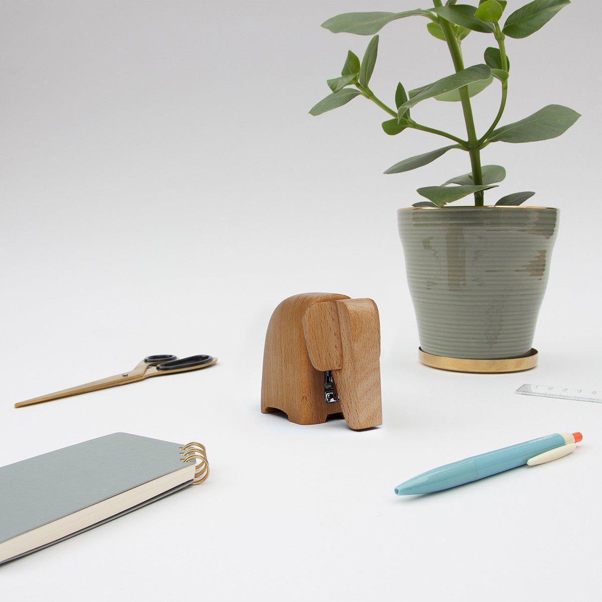 Wooden elephant stapler(small)by SUCK UK - Gizmo Gifts