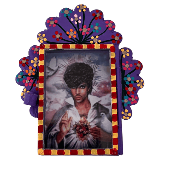 Mexican mini frame depicting Prince (10x9cm)floral details