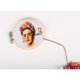 Kikkerland Mini Cross stitch - Frida Kahlo