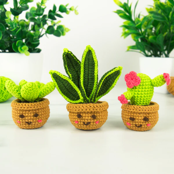 Pocket Crochet-Mini Plants (3 piece set)