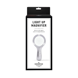 Light Up LED magnifier by IS GIFT