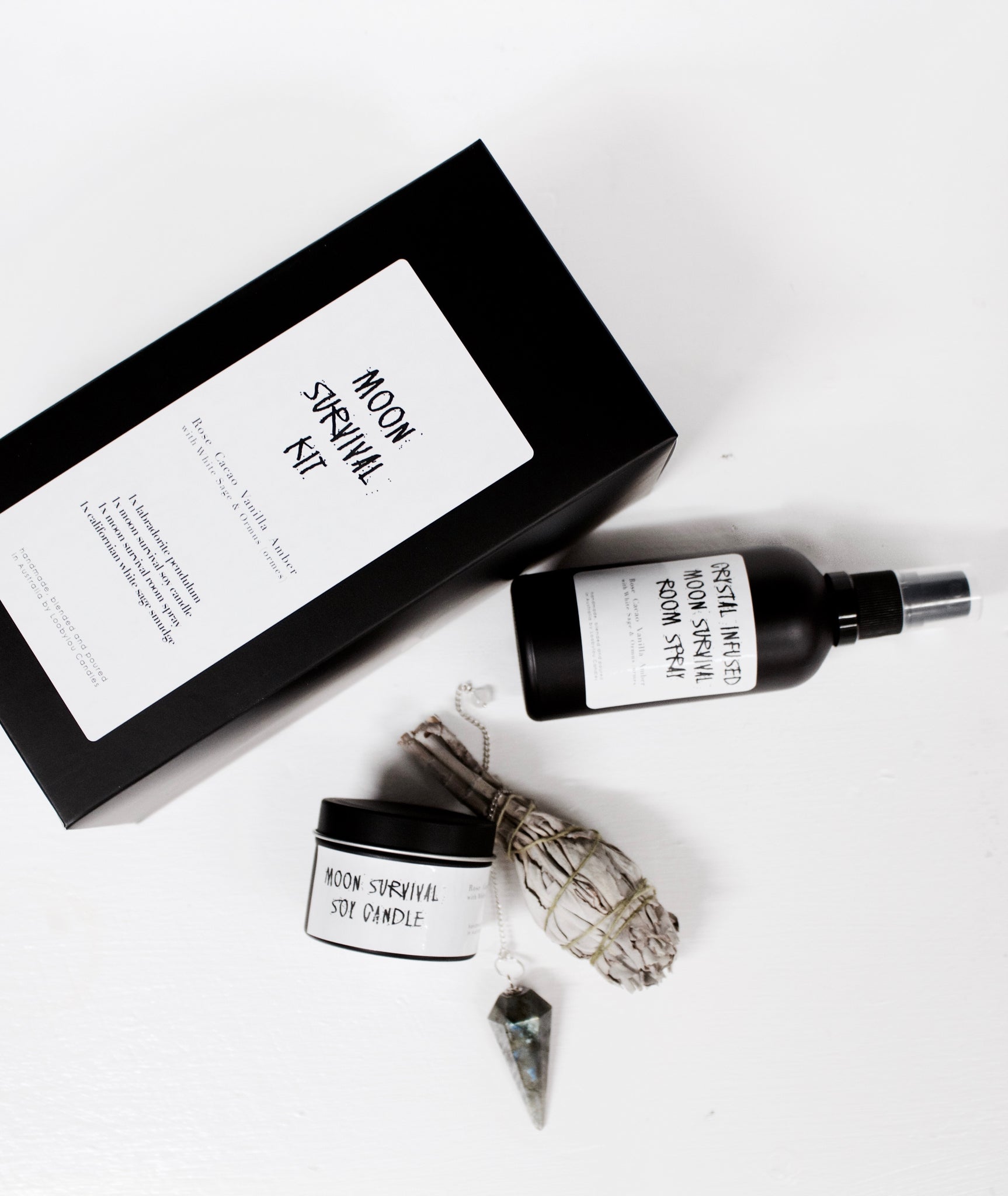 LOOBYLOU Moon survival kit - Gizmo Gifts