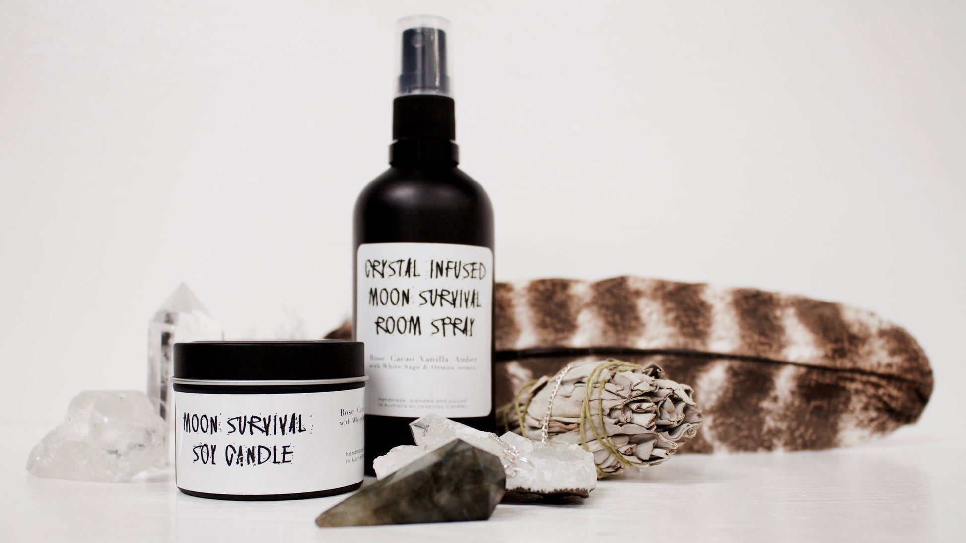 LOOBYLOU Moon survival kit - Gizmo Gifts